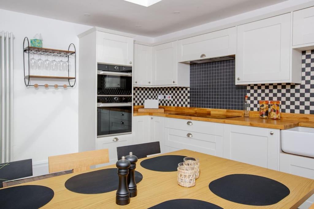 Апартаменти Flat 1 Highgate, Walford Road, Ross On Wye Wilton  Екстер'єр фото